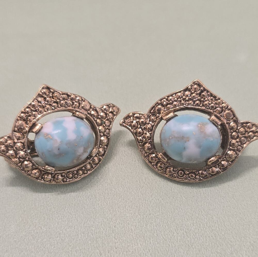 Vintage Sarah Coventry Clip On Earrings remembrance faux turquoise gold tone